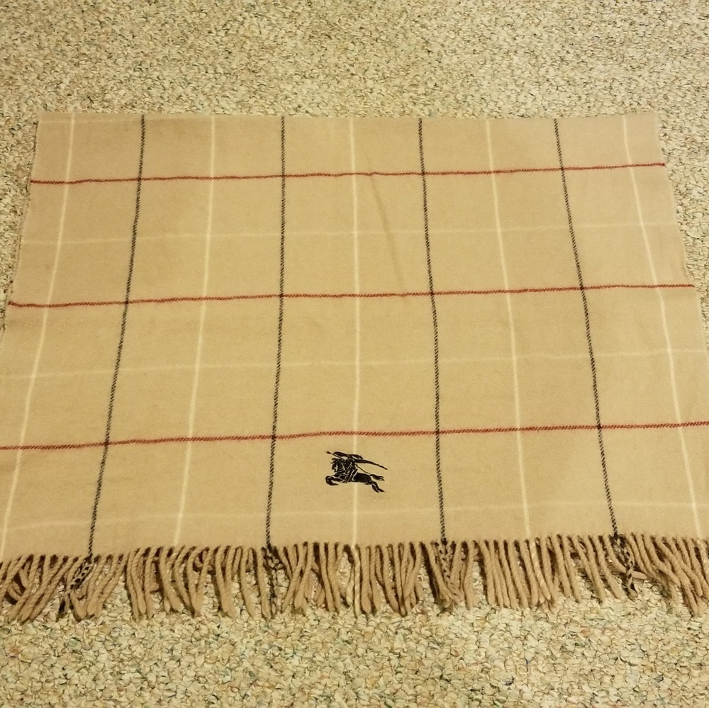 Burberry Wide Scarf
